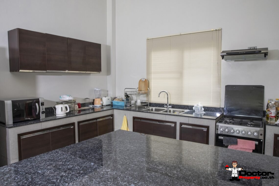 3 Bedroom House with Spacious Garden in Na Mueang, Koh Samui – For Sale